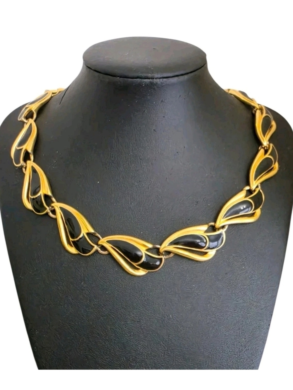 Vintage Trifari TM Black Enamel Gold Tone Wavy Link Necklace Signed 19"